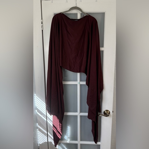 Zara flowing satin cape - Picture 15 of 16